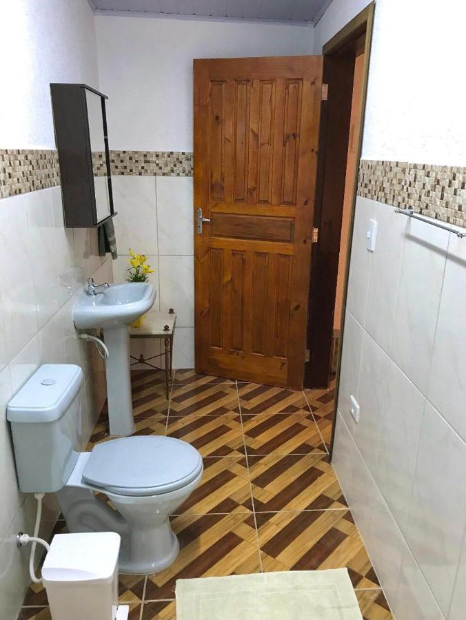Casa A Beira Do Rio Jaguareguava Na Mata Atlantica Em Bertioga Sp别墅 外观 照片