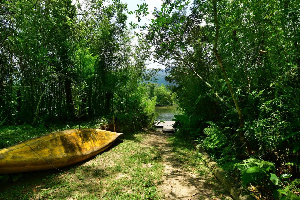 Casa A Beira Do Rio Jaguareguava Na Mata Atlantica Em Bertioga Sp别墅 外观 照片